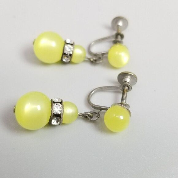 Vintage Bright Yellow Moonglow Dangle Clip On Earrings, Rhinestone, Estate - Picture 2 of 6